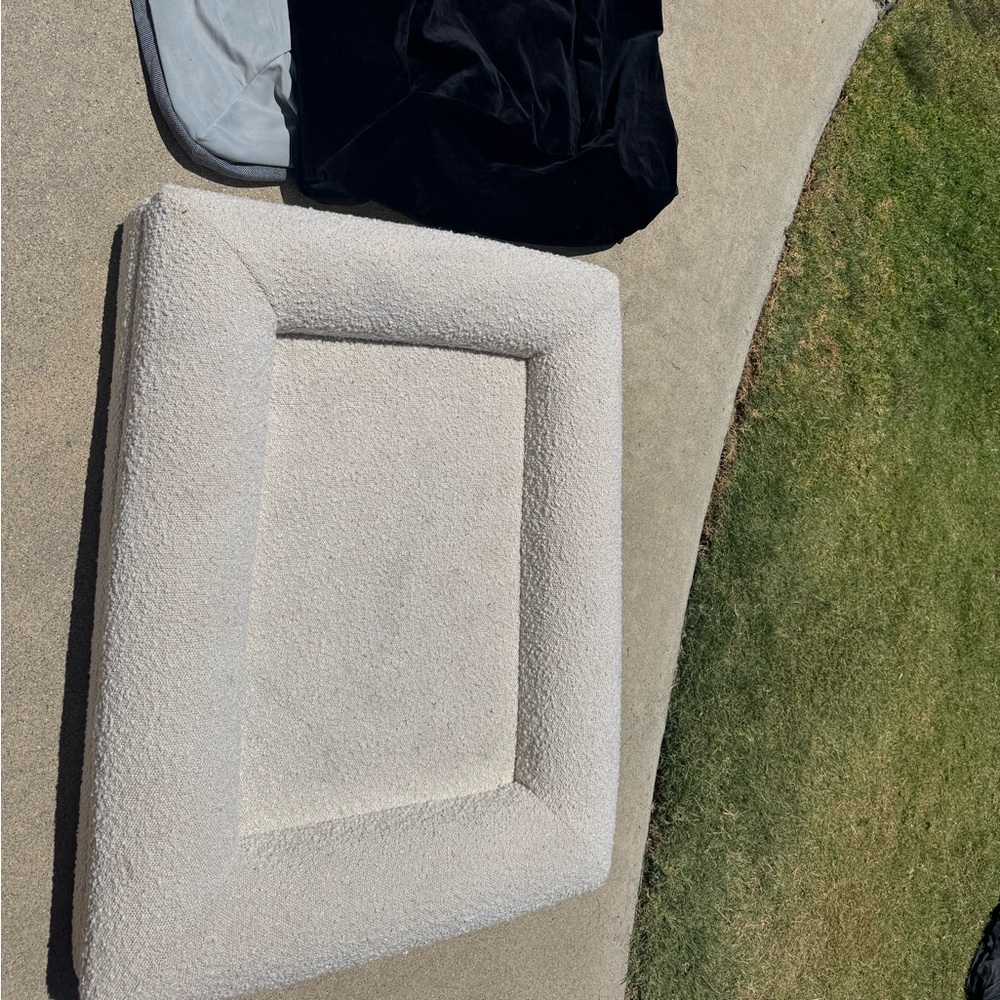 Barney Bed Medium Size